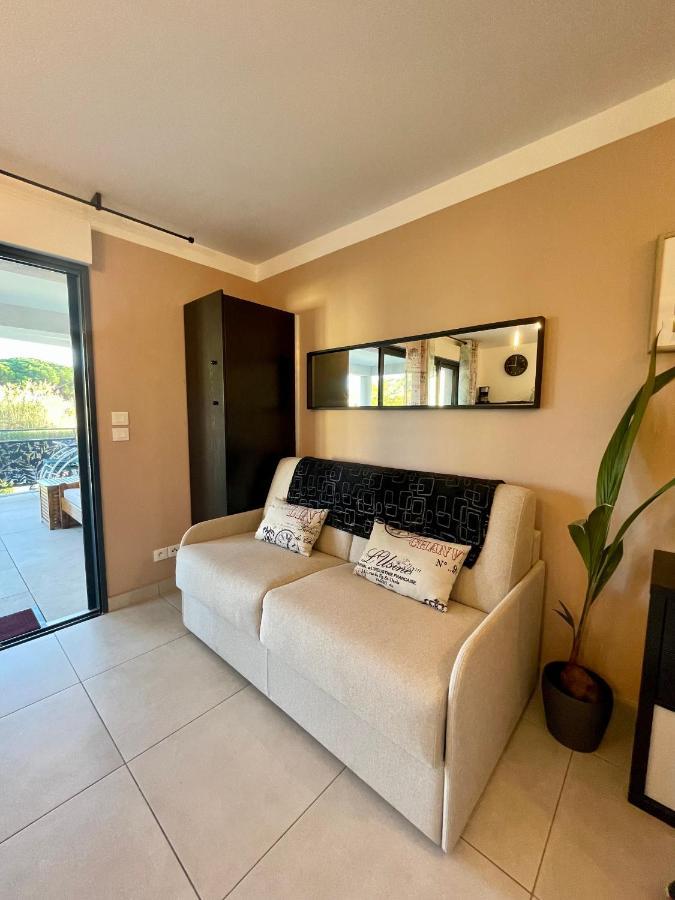 Le Verger Des Naiades Apartment